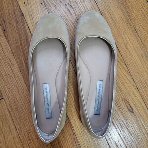 Diane Von Furstenburg DVF Round Toe Suede Flats Size 5
